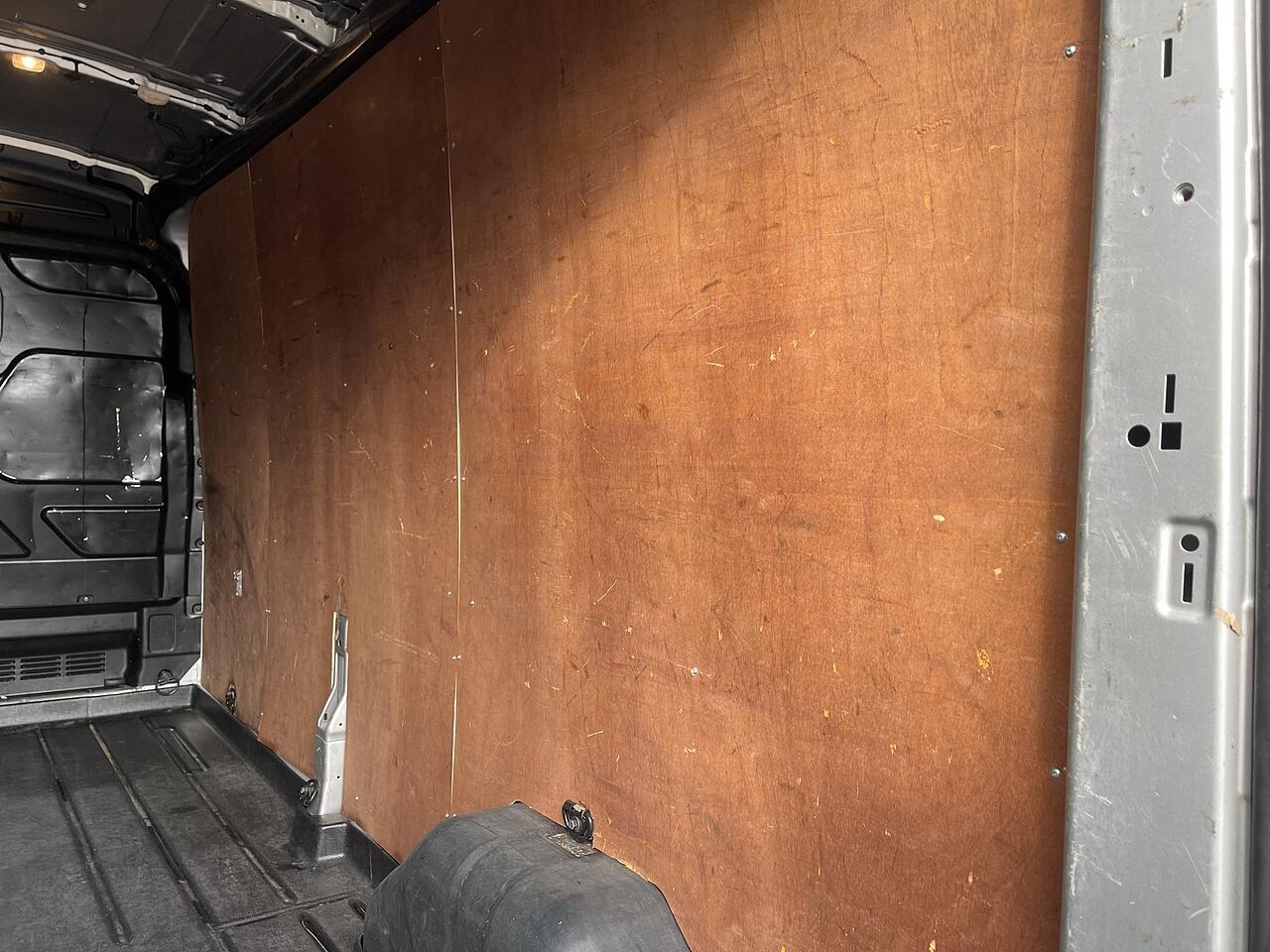 Used Ford Transit 2022 for sale - 76550200: Photo 28