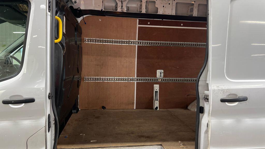 Used Ford Transit 2021 for sale - 76935744: Photo 21