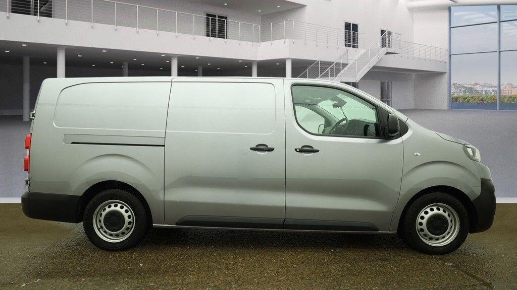 Used Peugeot e-Expert 2021 for sale - 77377376: Photo 11