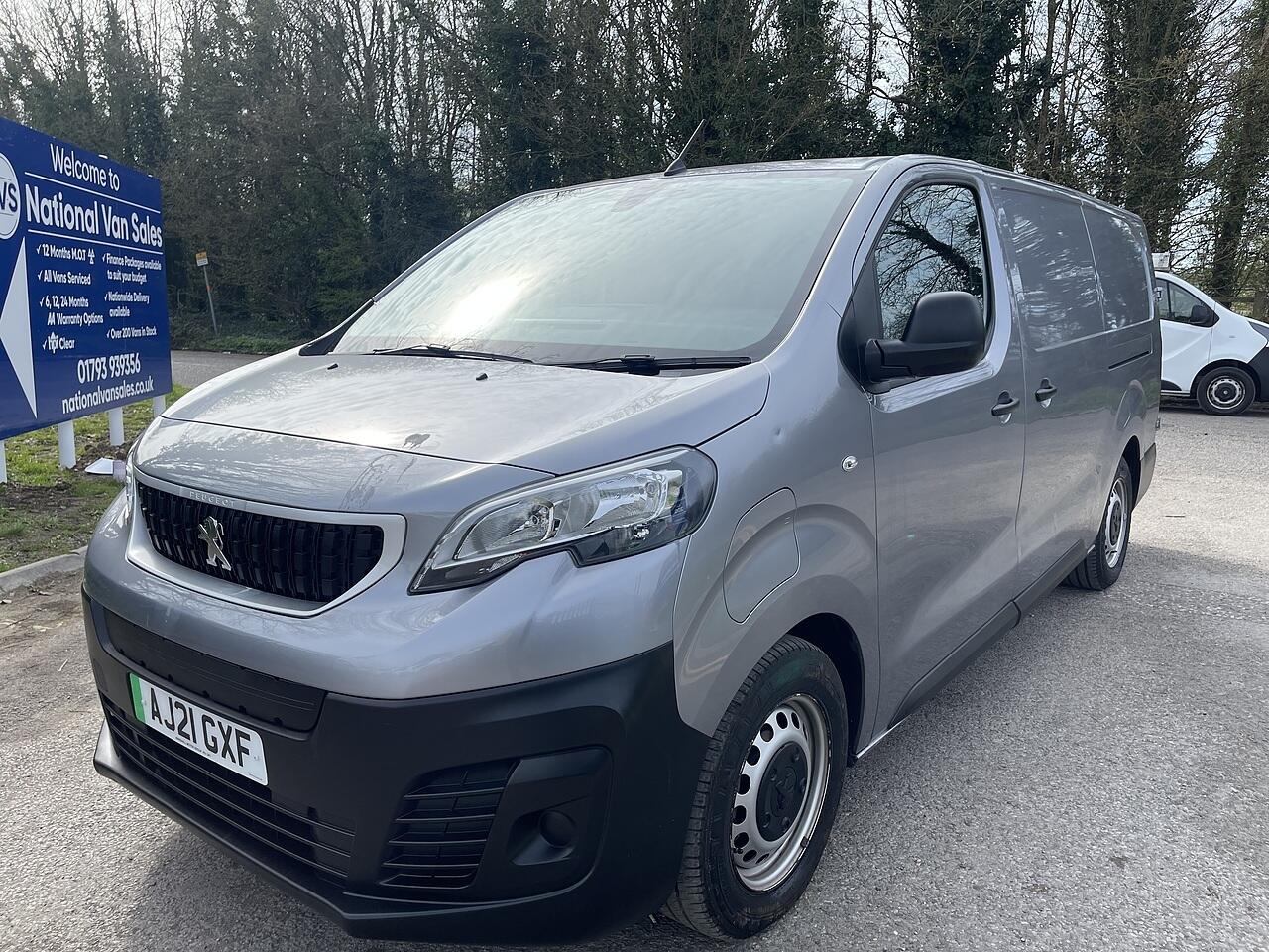 Used Peugeot e-Expert 2021 for sale - 77377376: Photo 42