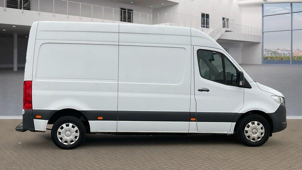 Used Mercedes-Benz Sprinter 2023 for sale - 76377879: Photo 4