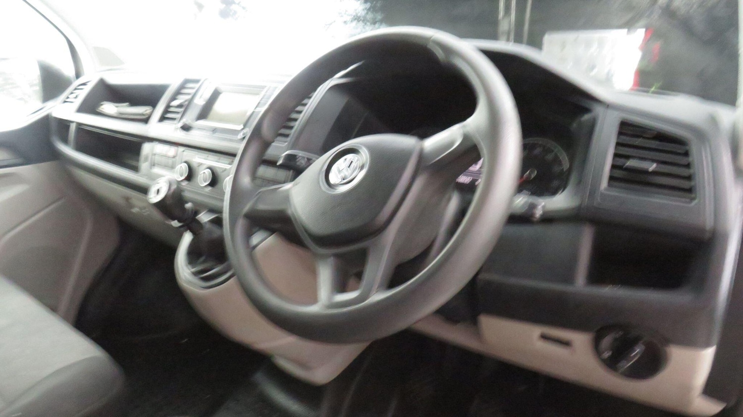 Used Volkswagen Transporter 2018 for sale - 77564868: Photo 17