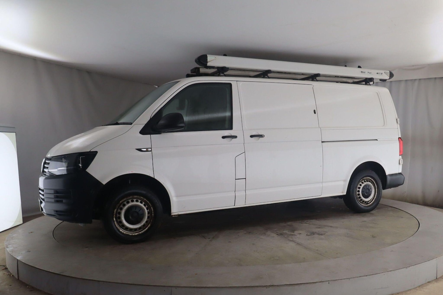 Used Volkswagen Transporter 2018 for sale - 77564868: Photo 3