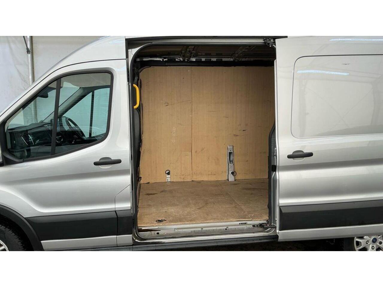 Used Ford Transit 2023 for sale - 77824050: Photo 44