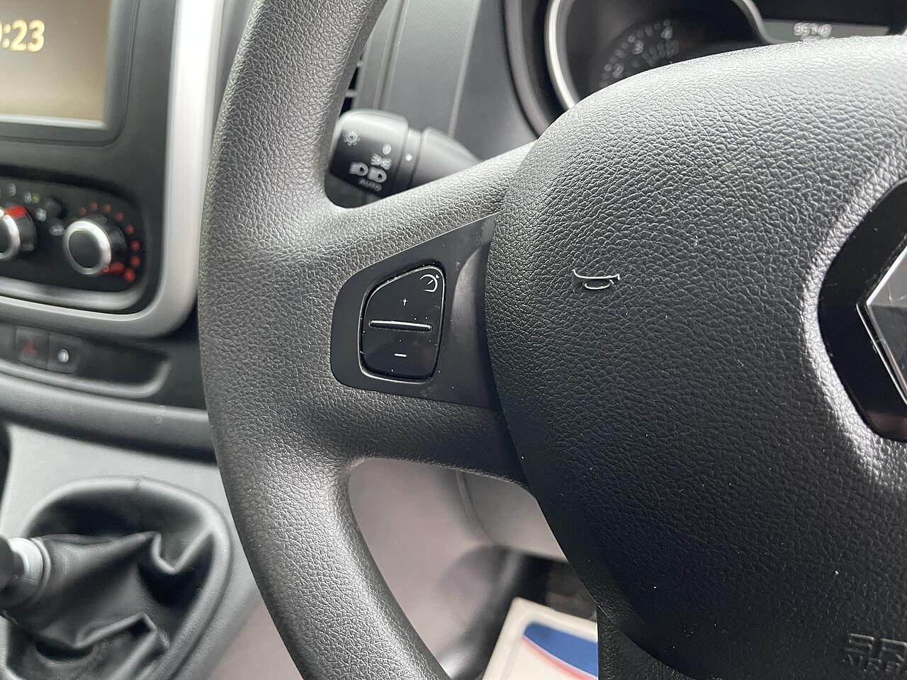 Used Renault Trafic 2021 for sale - 76786477: Photo 31