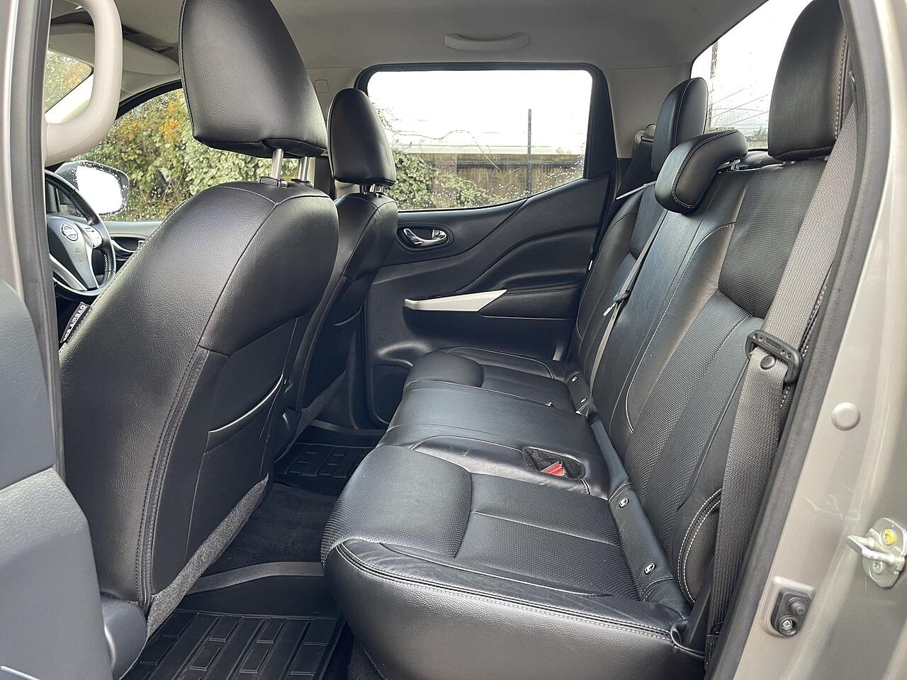 Used Nissan Navara 2019 for sale - 77940042: Photo 33