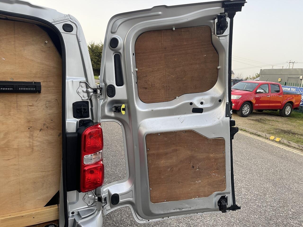 Used Toyota ProAce 2018 for sale - 77021303: Photo 10