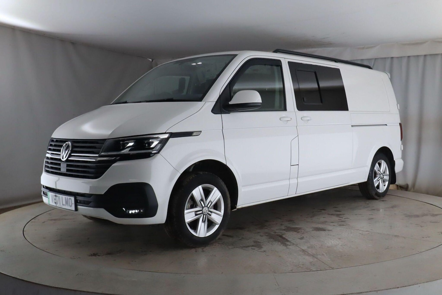 Used Volkswagen Transporter 2021 for sale - 77993225: Photo 2