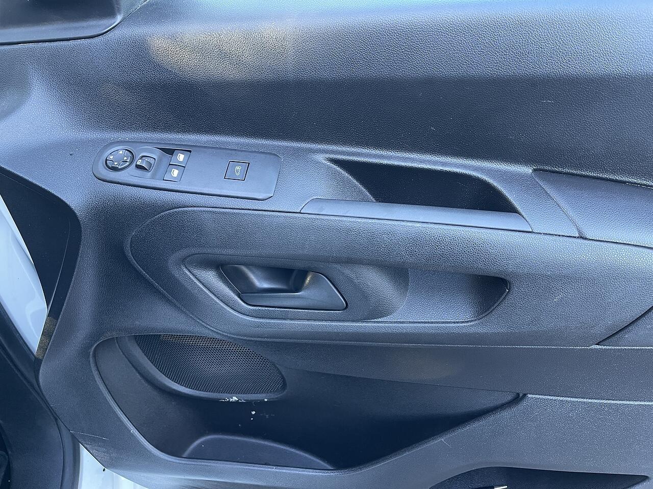 Used Vauxhall Combo 2020 for sale - 76714950: Photo 26