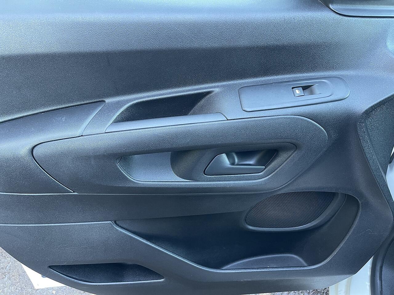 Used Vauxhall Combo 2020 for sale - 76714950: Photo 27