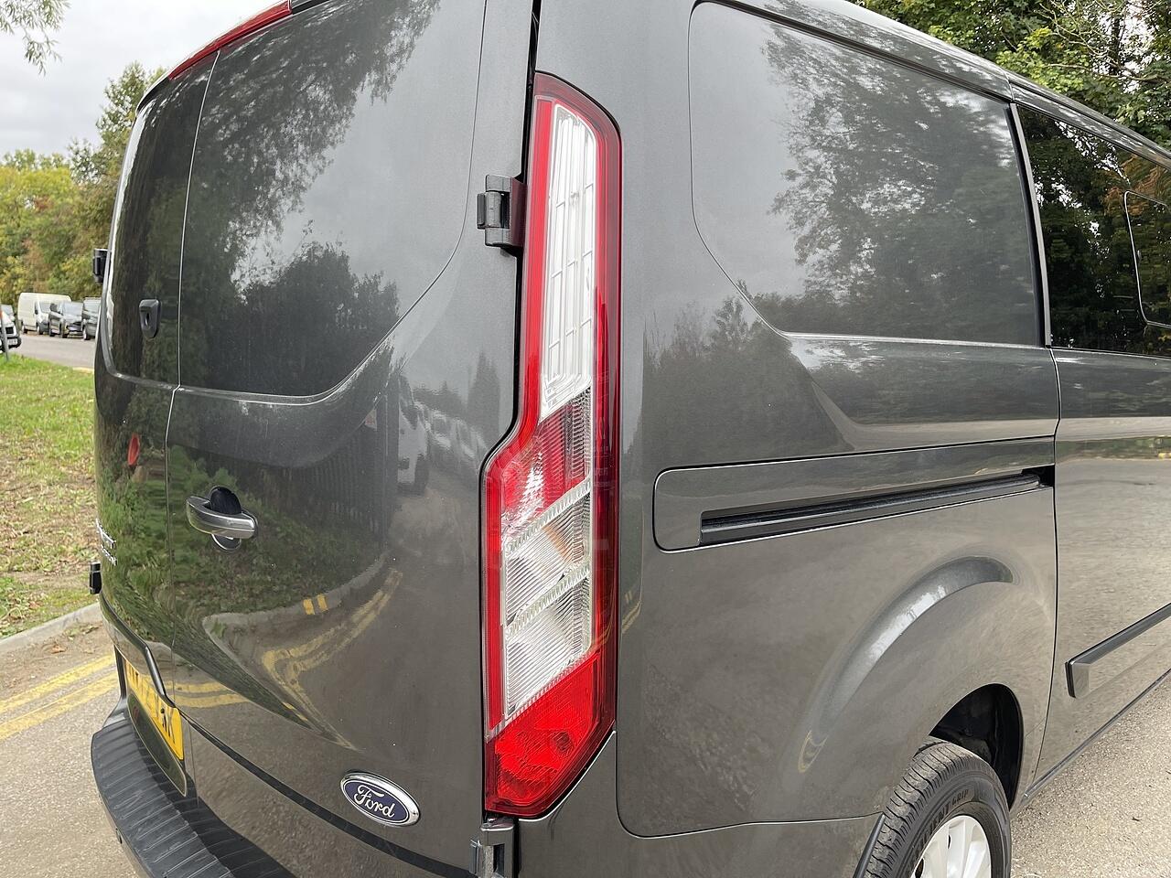 Used Ford Transit Custom 2022 for sale - 75682215: Photo 12