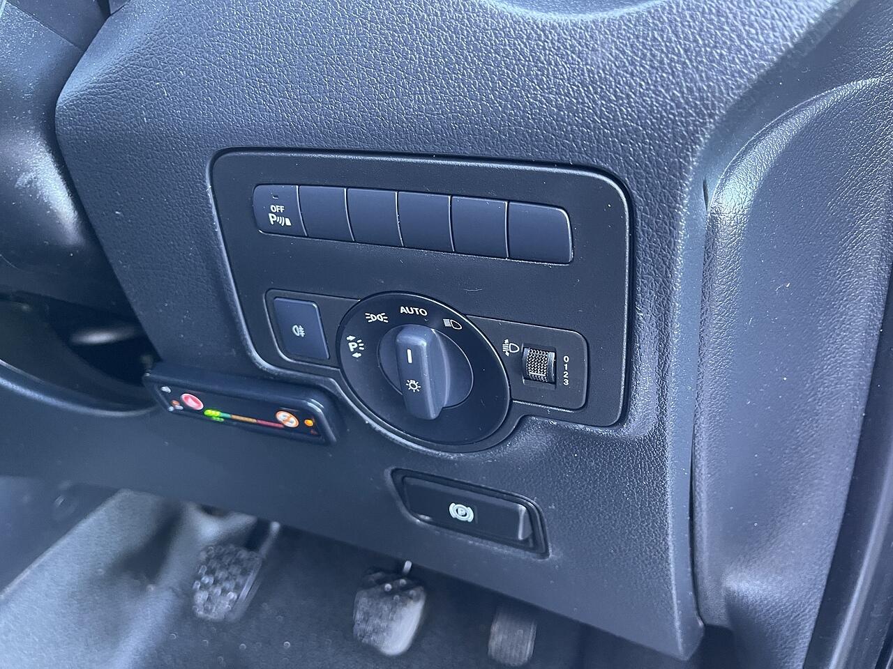 Used Mercedes-Benz Vito 2019 for sale - 76667242: Photo 36