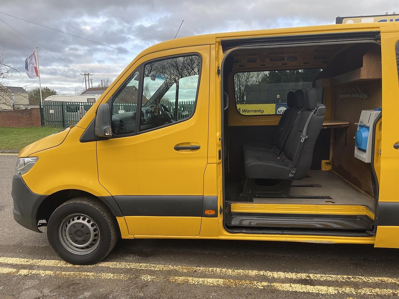 Used Mercedes-Benz Sprinter 2018 for sale - 77549712: Photo 14