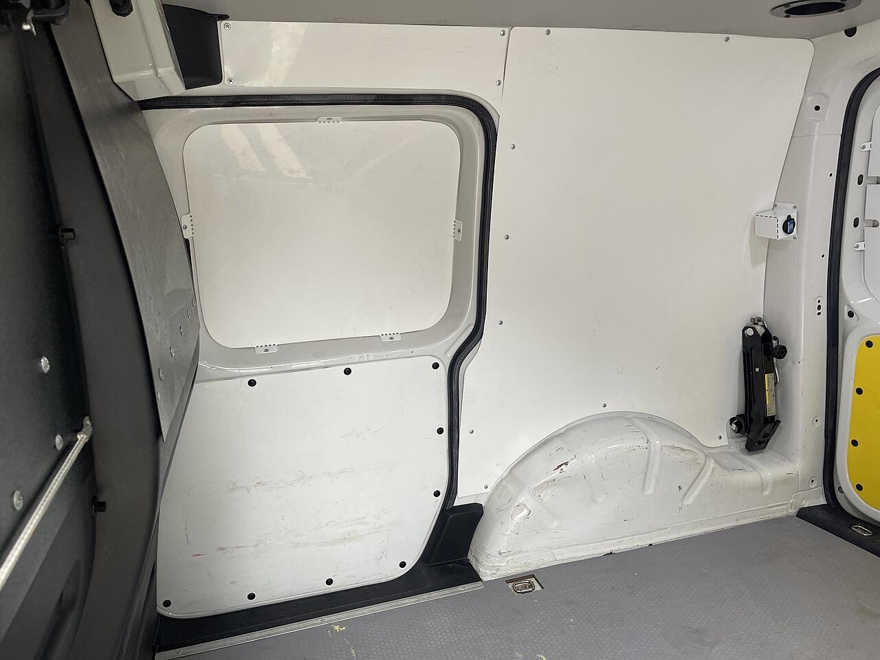 Used Volkswagen Caddy 2019 for sale - 75950071: Photo 32