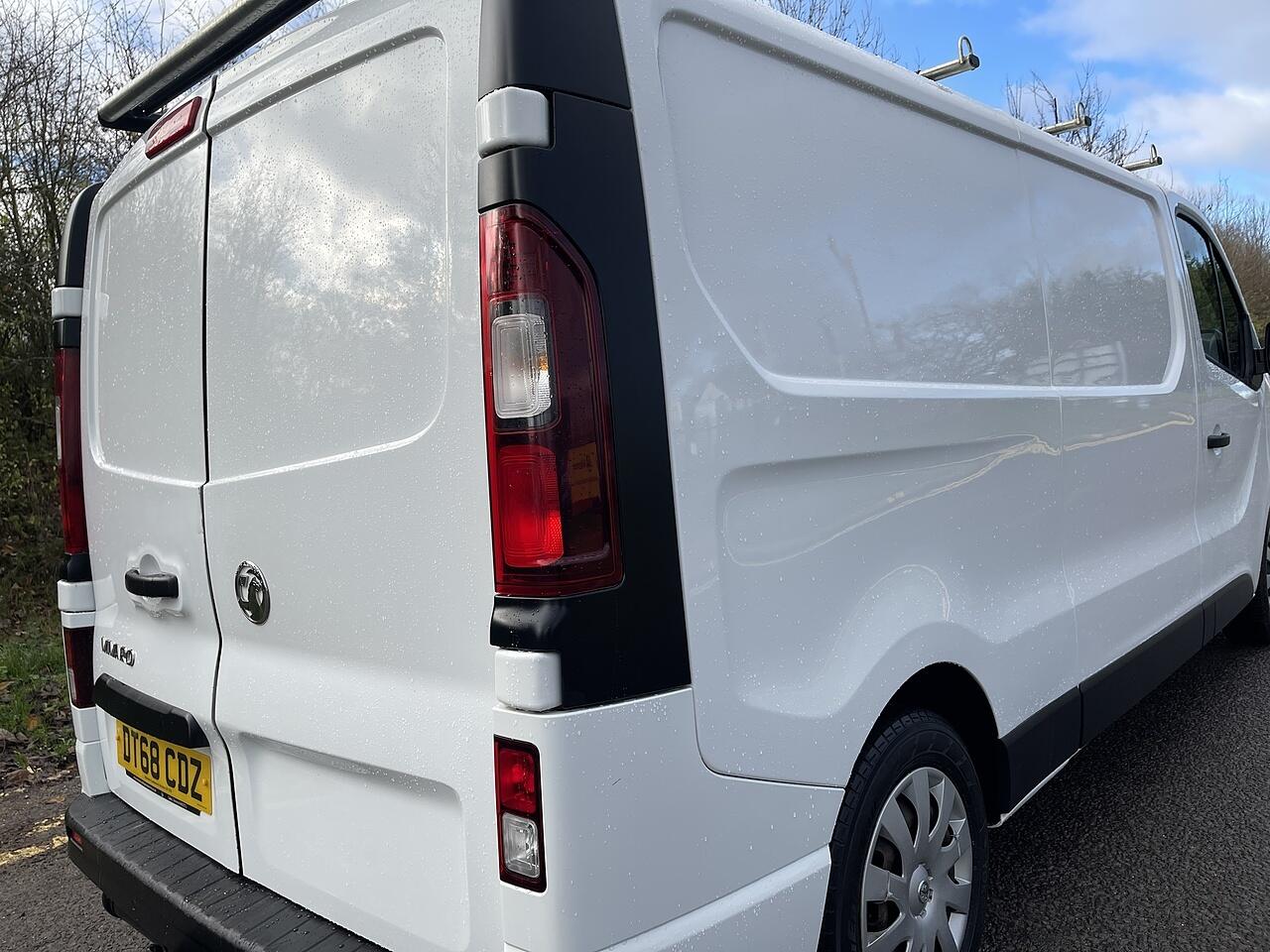 Used Vauxhall Vivaro 2018 for sale - 76899438: Photo 13