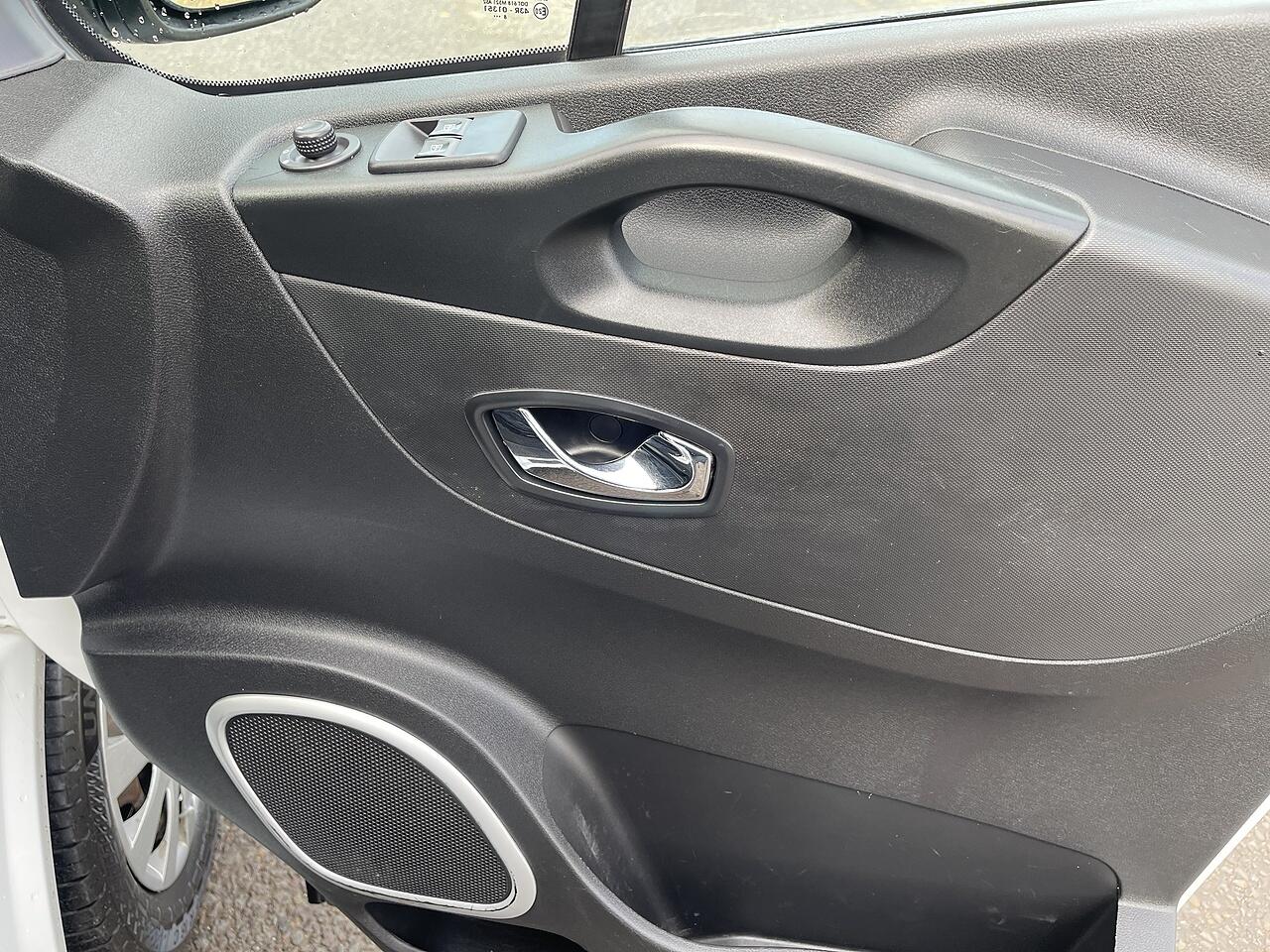 Used Vauxhall Vivaro 2018 for sale - 76899438: Photo 37