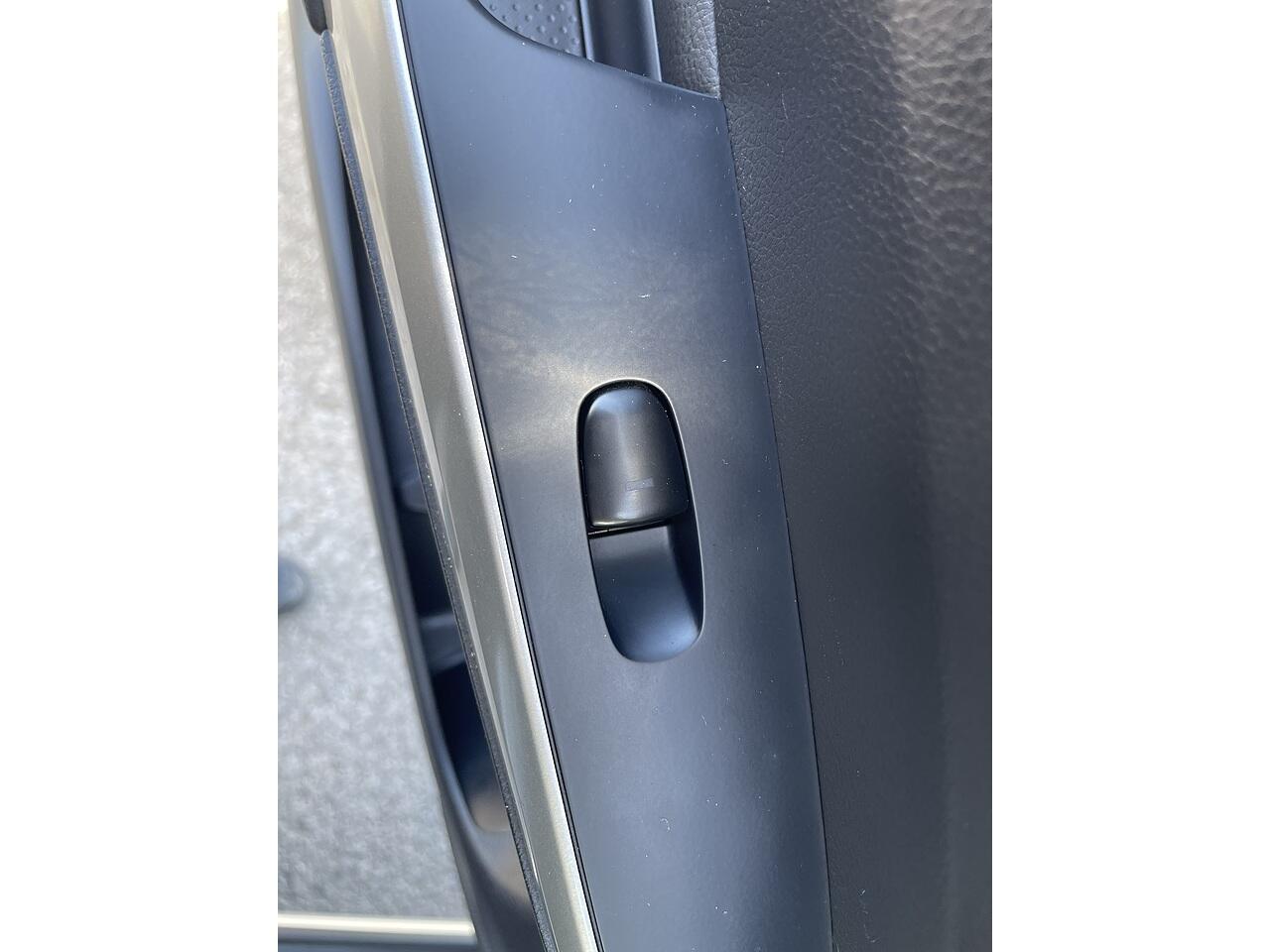 Used Nissan Navara 2020 for sale - 77939694: Photo 35