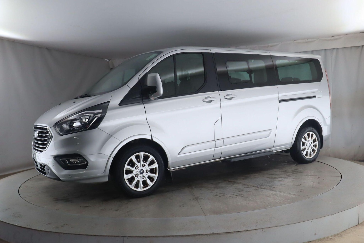 Used Ford Tourneo Custom 2022 for sale - 76942551: Photo 2