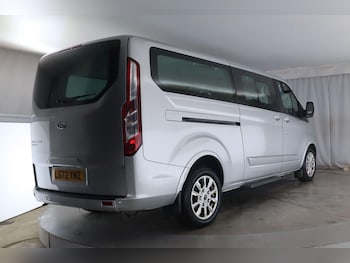 Used Ford Tourneo Custom 2022 for sale - 76942551: Photo
