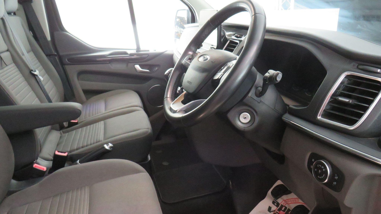 Used Ford Tourneo Custom 2022 for sale - 76942551: Photo 5