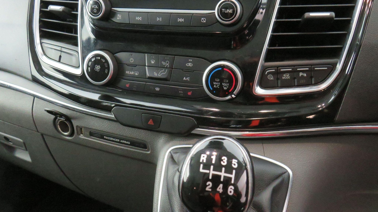 Used Ford Tourneo Custom 2022 for sale - 76942551: Photo 9