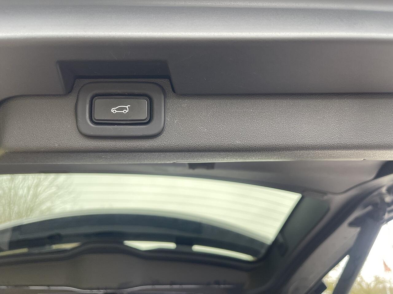 Used Land Rover Discovery 2022 for sale - 77377518: Photo 33