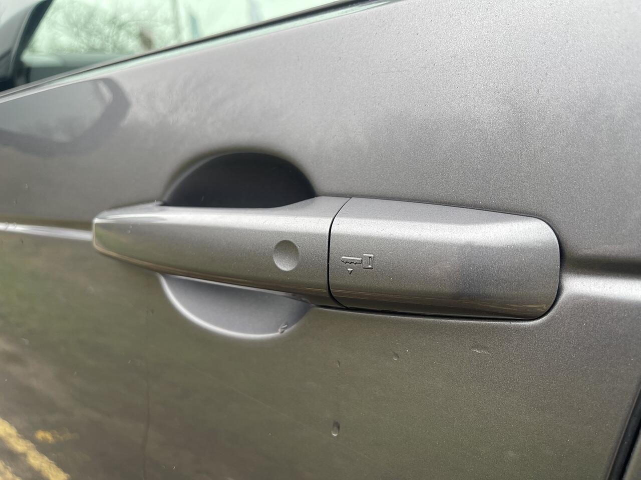 Used Land Rover Discovery 2022 for sale - 77377518: Photo 37