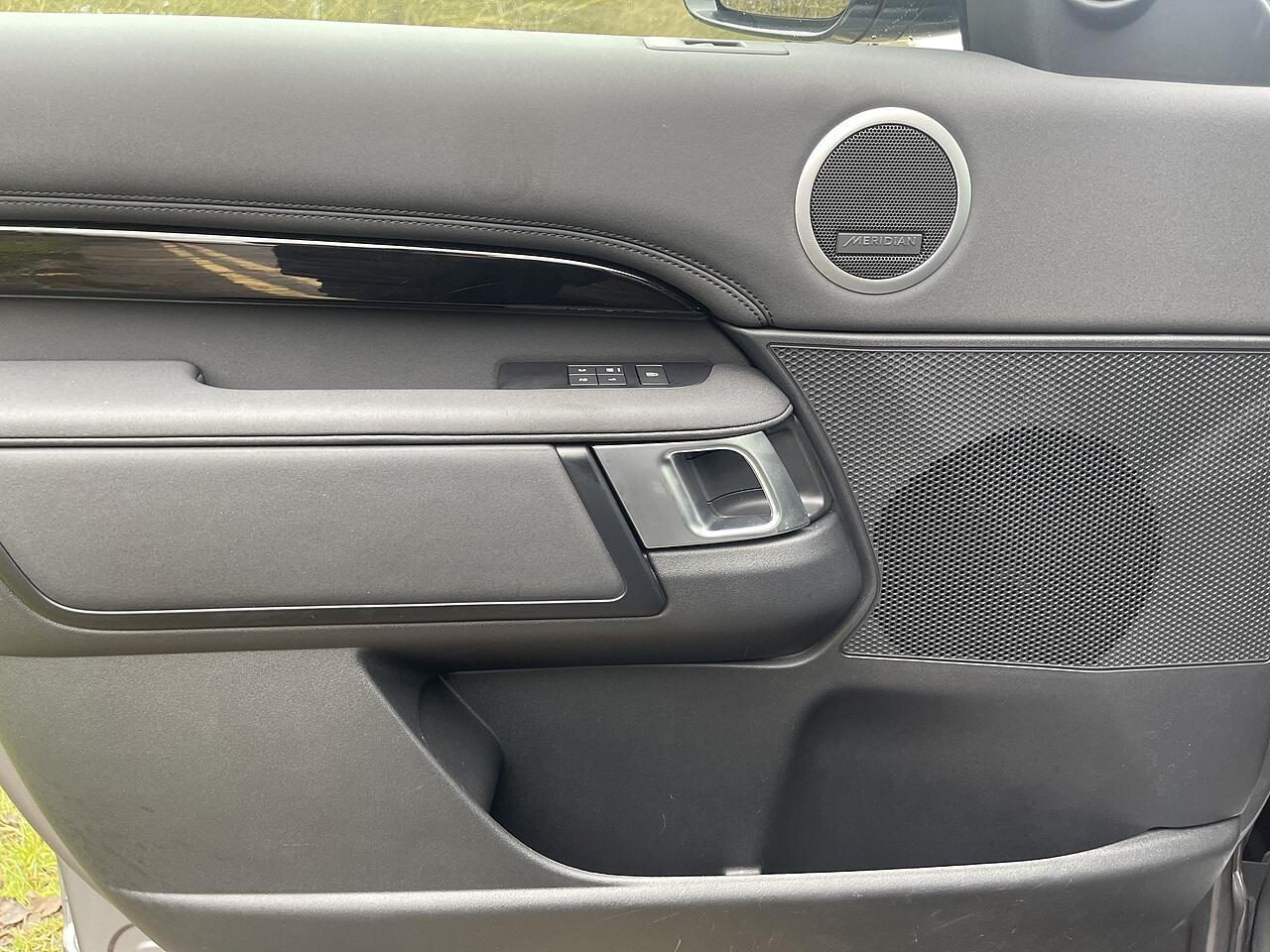 Used Land Rover Discovery 2022 for sale - 77377518: Photo 42