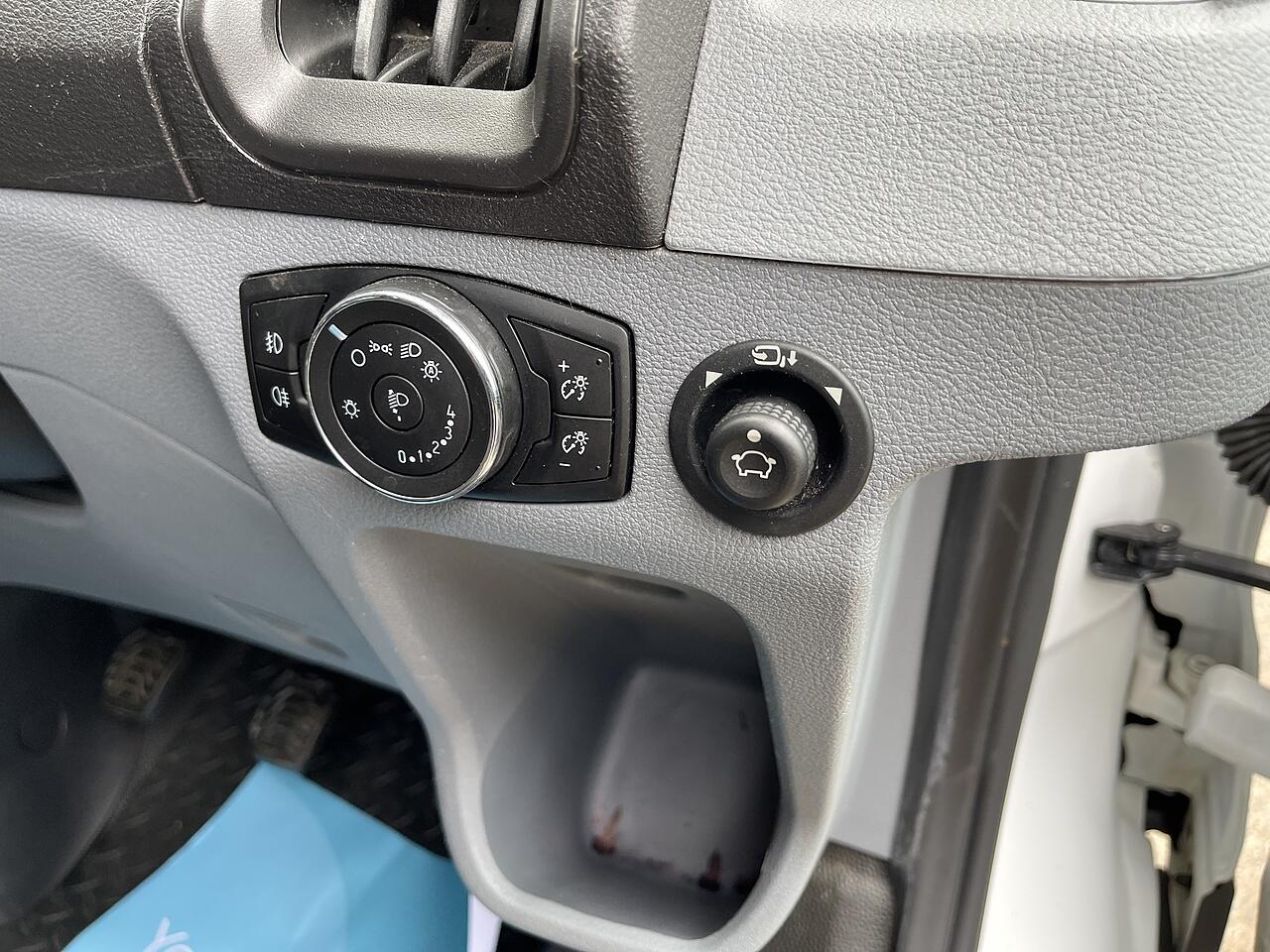 Used Ford Transit 2016 for sale - 75741609: Photo 37