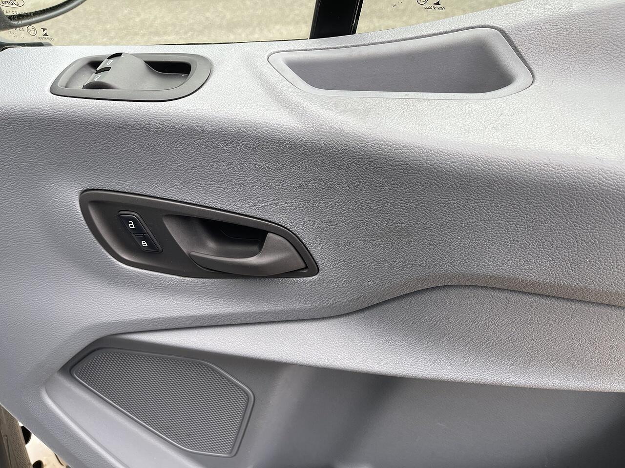 Used Ford Transit 2016 for sale - 75741609: Photo 38