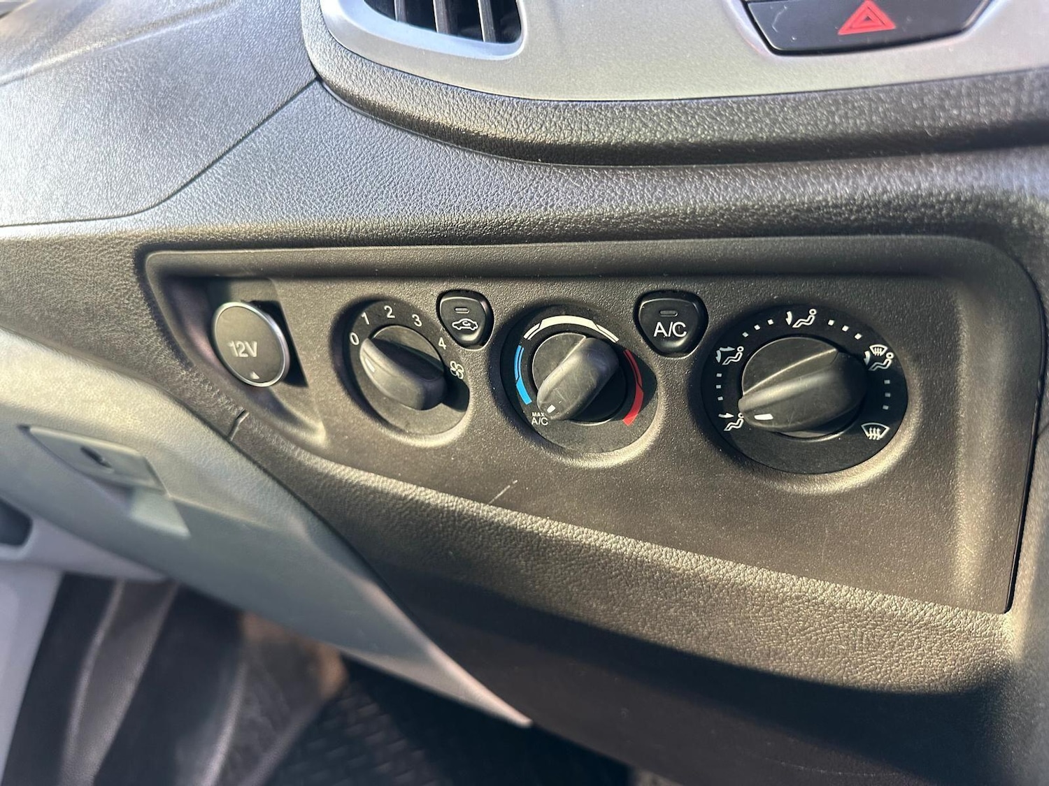 Used Ford Transit 2016 for sale - 75741609: Photo 47