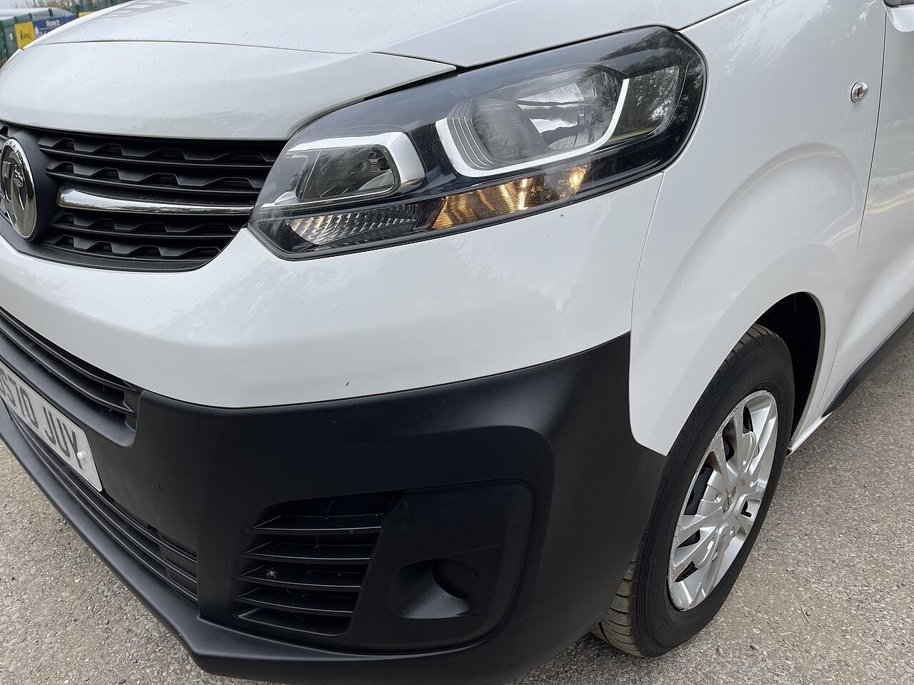 Used Vauxhall Vivaro 2020 for sale - 77478618: Photo 11