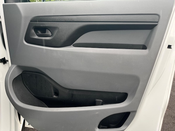 Used Vauxhall Vivaro 2020 for sale - 75494105: Photo 17