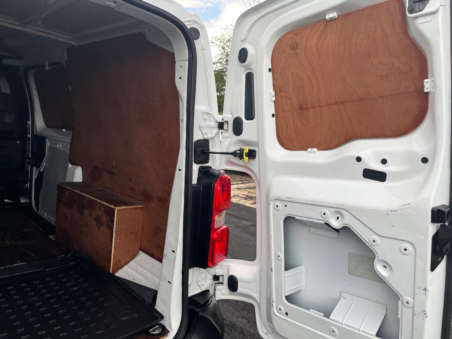 Vehicle 29