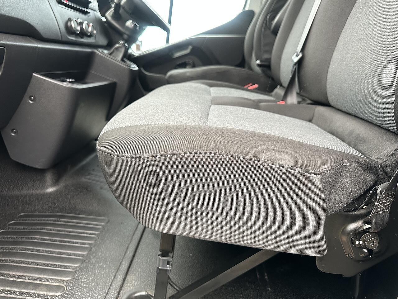 Used Renault Master 2023 for sale - 77279850: Photo 36