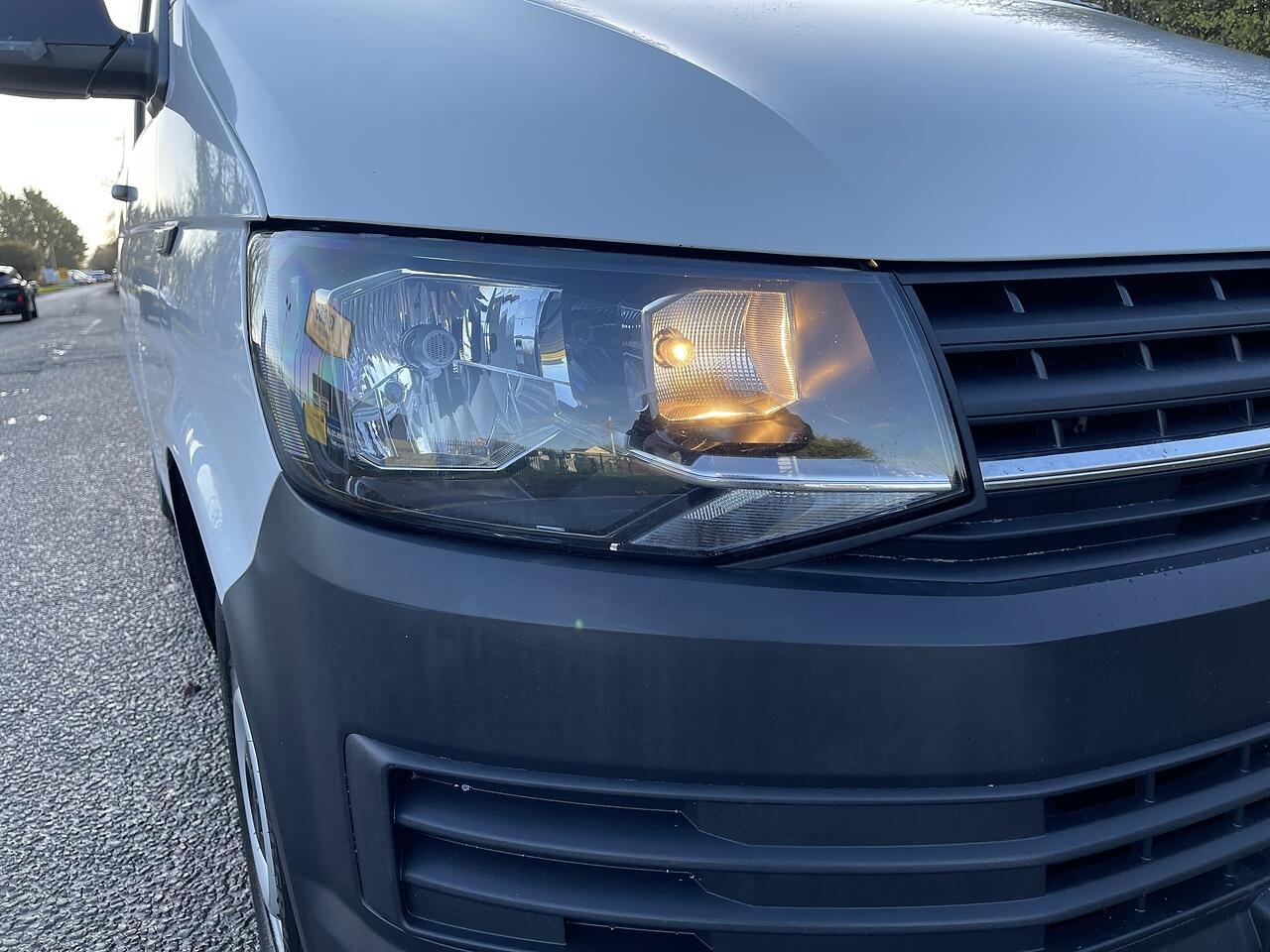 Used Volkswagen Transporter 2018 for sale - 77015383: Photo 10