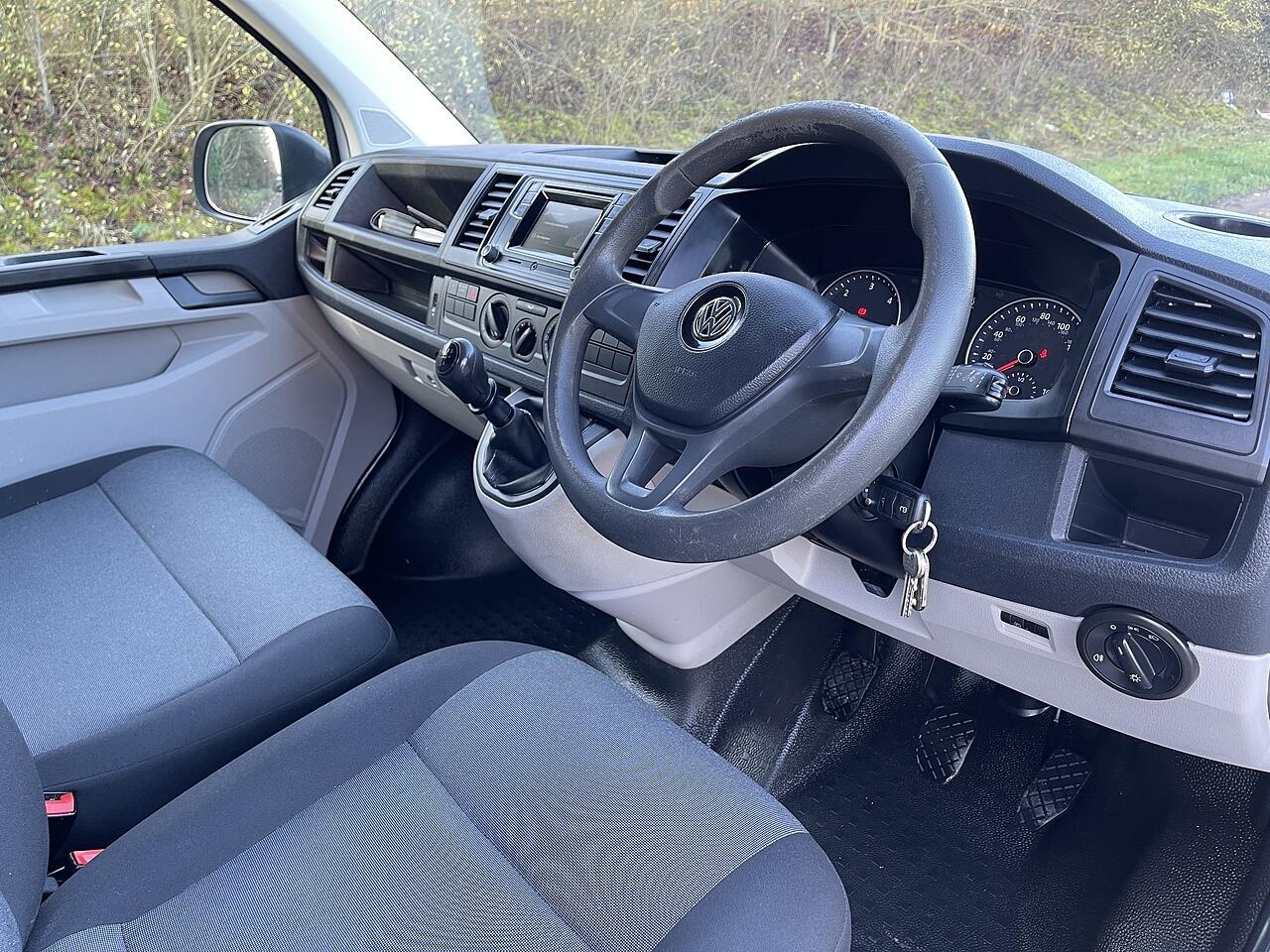 Used Volkswagen Transporter 2018 for sale - 77015383: Photo 15