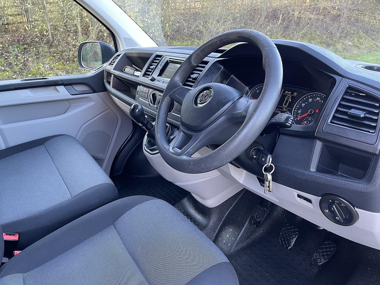 Used Volkswagen Transporter 2018 for sale - 77015383: Photo 16