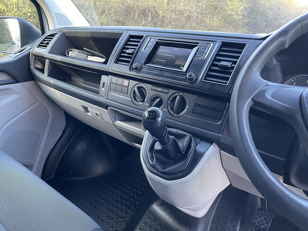 Used Volkswagen Transporter 2018 for sale - 77015383: Photo 18