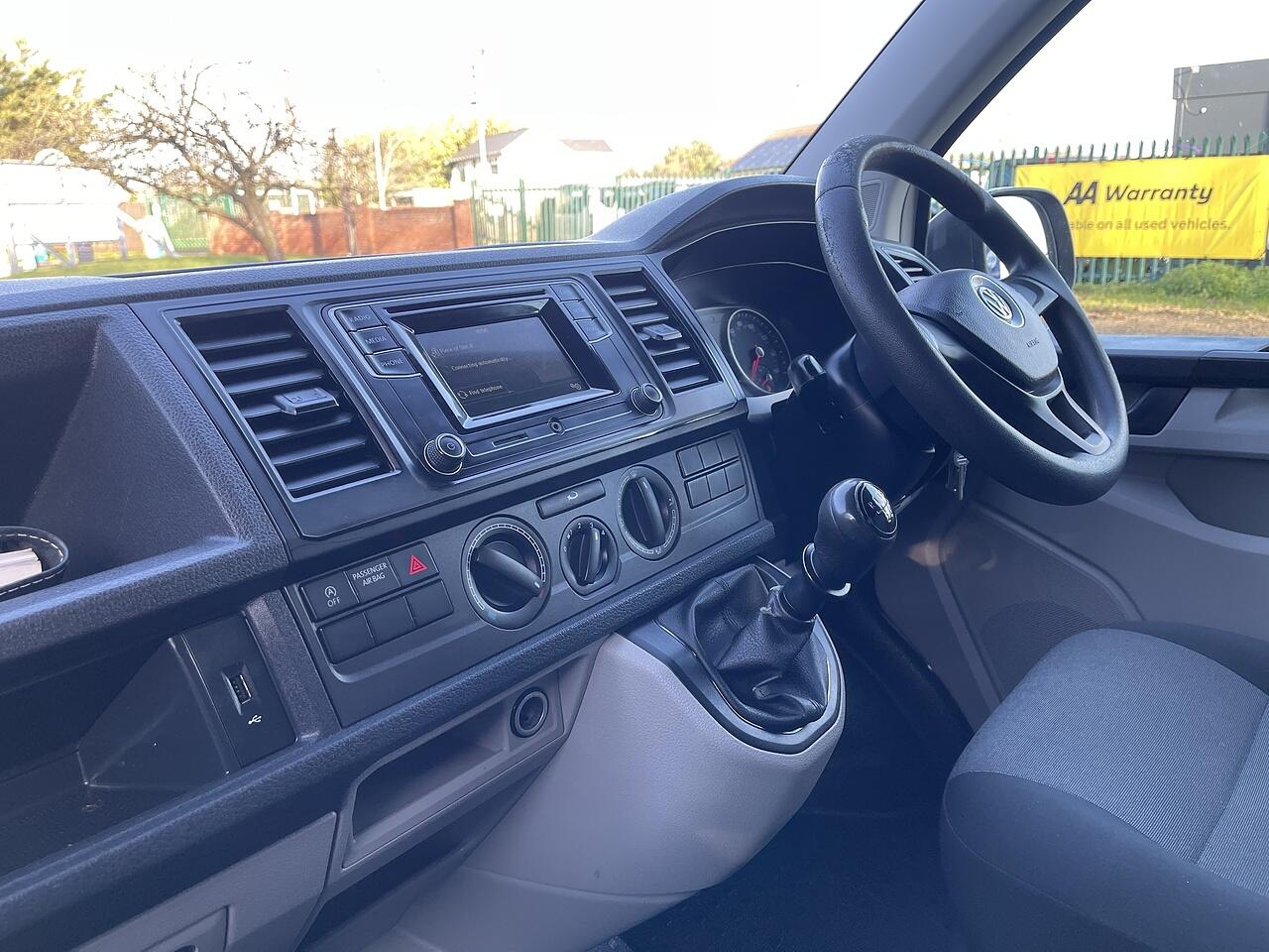 Used Volkswagen Transporter 2018 for sale - 77015383: Photo 23