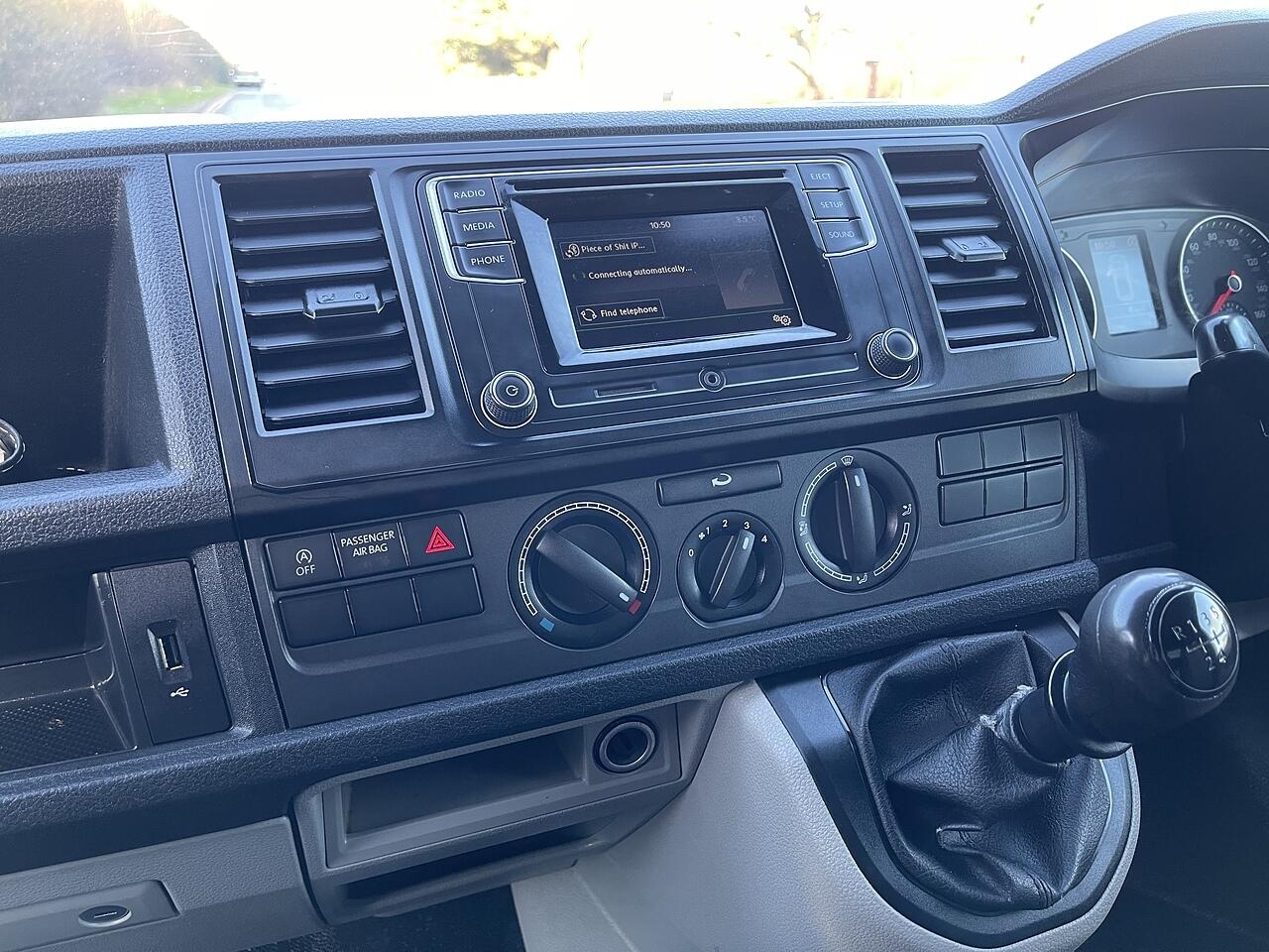 Used Volkswagen Transporter 2018 for sale - 77015383: Photo 25