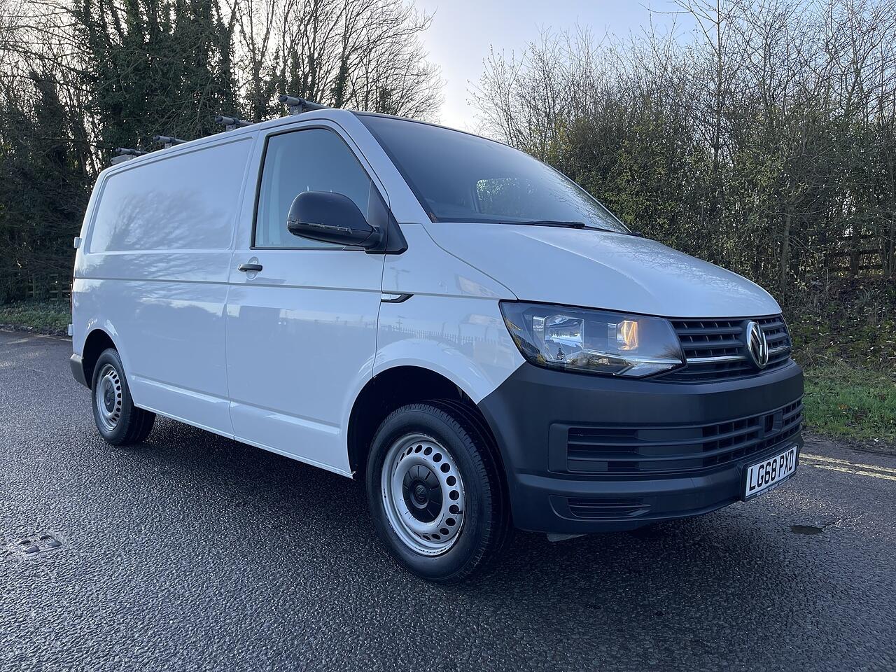 Used Volkswagen Transporter 2018 for sale - 77015383: Photo 3