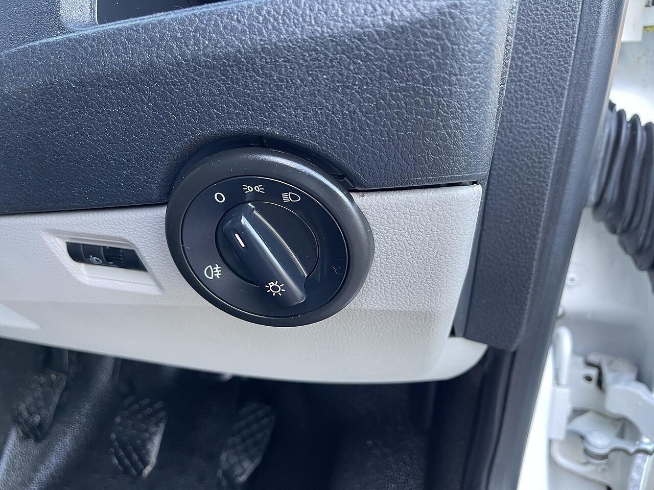 Used Volkswagen Transporter 2018 for sale - 77015383: Photo 35