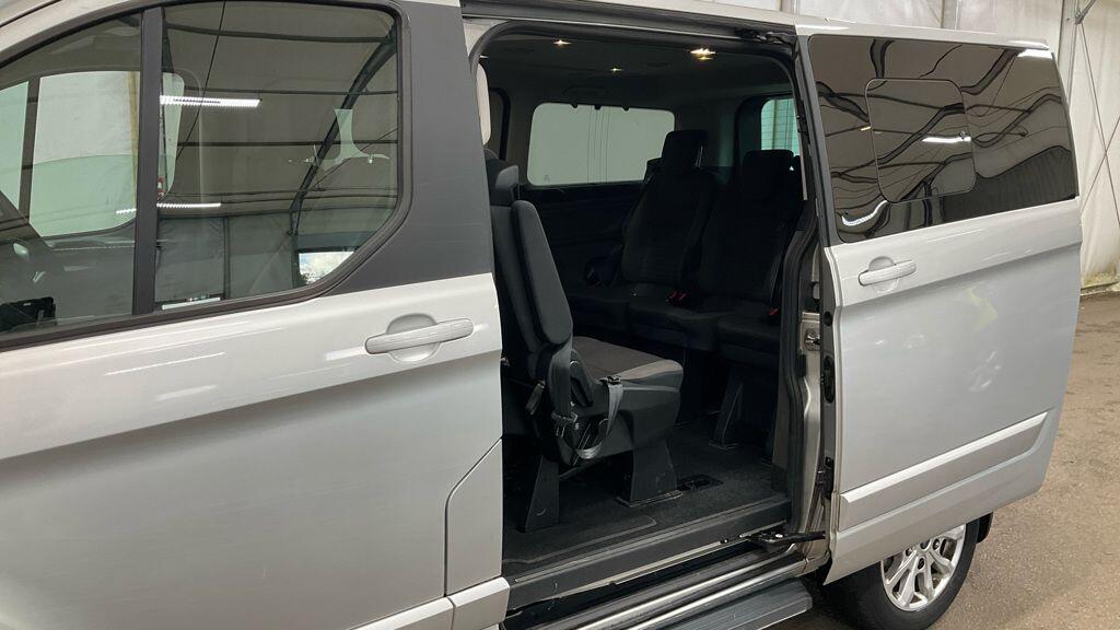 Used Ford Tourneo Custom 2020 for sale - 76371579: Photo 11