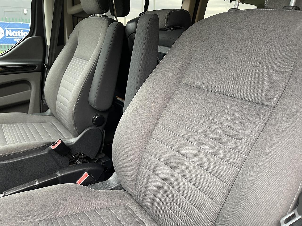 Used Ford Tourneo Custom 2020 for sale - 76371579: Photo 23