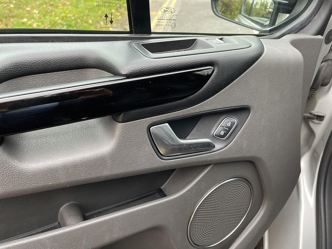 Used Ford Tourneo Custom 2020 for sale - 76371579: Photo 32