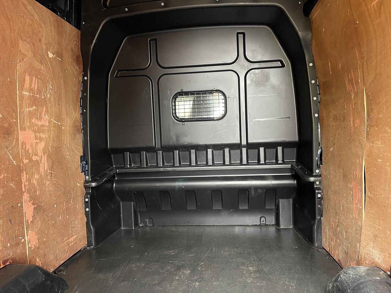 Used Ford Transit 2021 for sale - 76898481: Photo 32