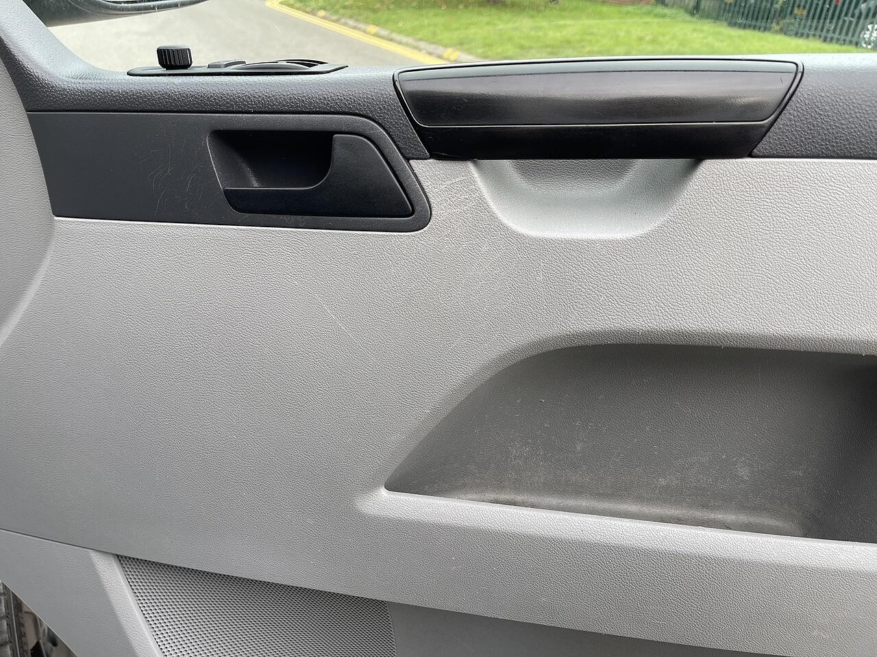 Used Volkswagen Transporter Sportline 2013 for sale - 75905972: Photo 41