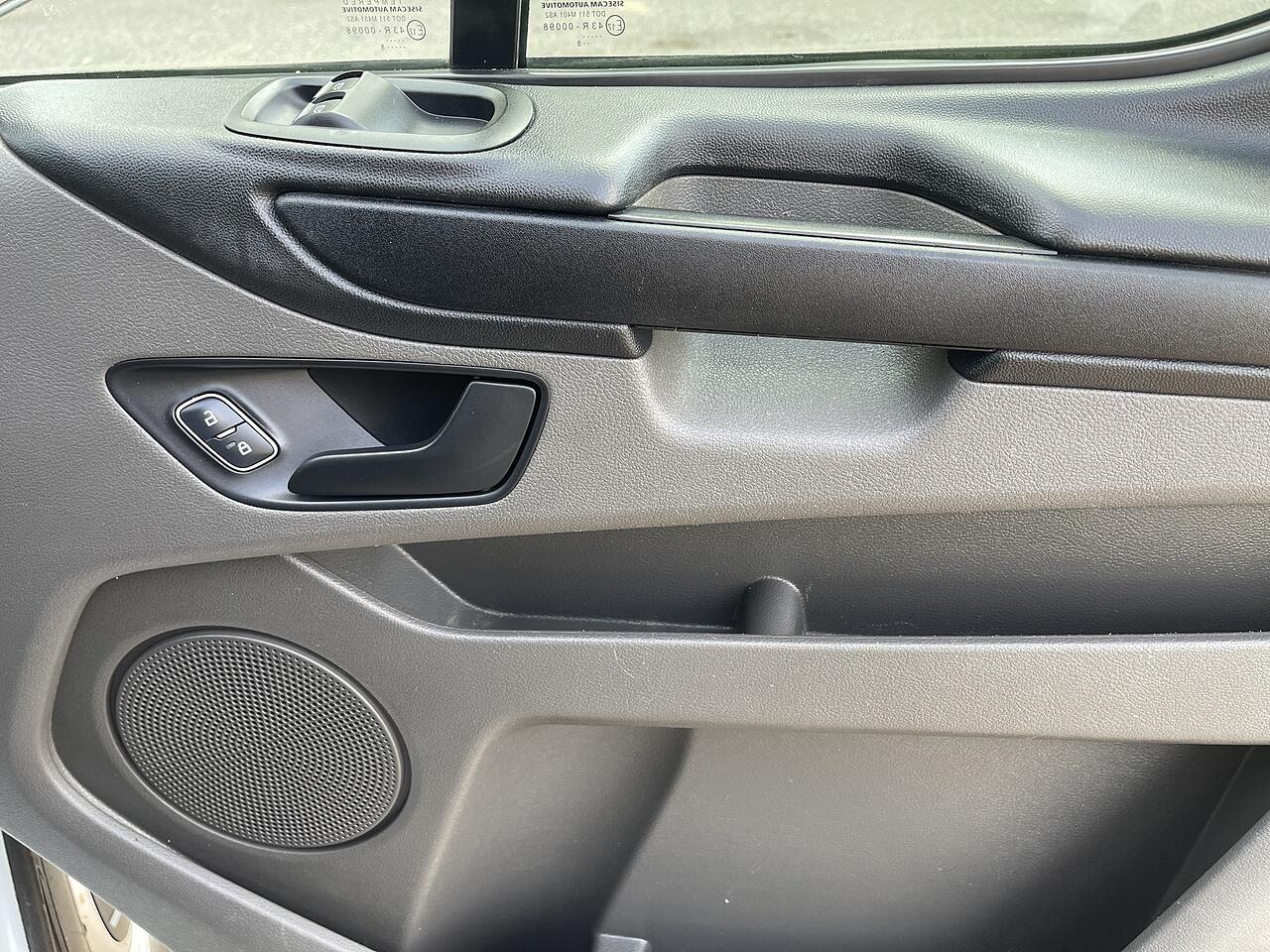 Used Ford Transit Custom 2018 for sale - 76094389: Photo 28