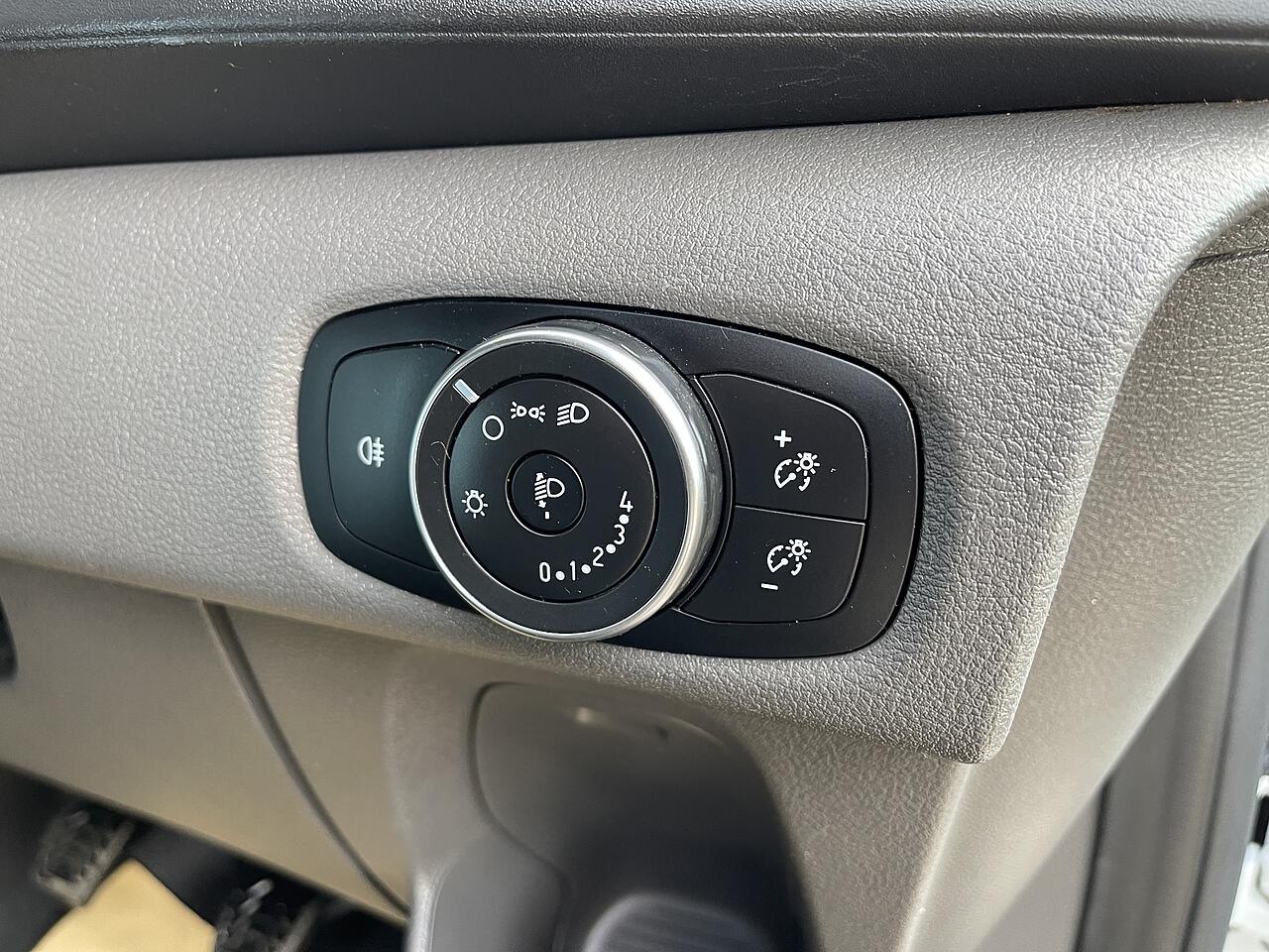 Used Ford Transit Custom 2018 for sale - 76094389: Photo 32